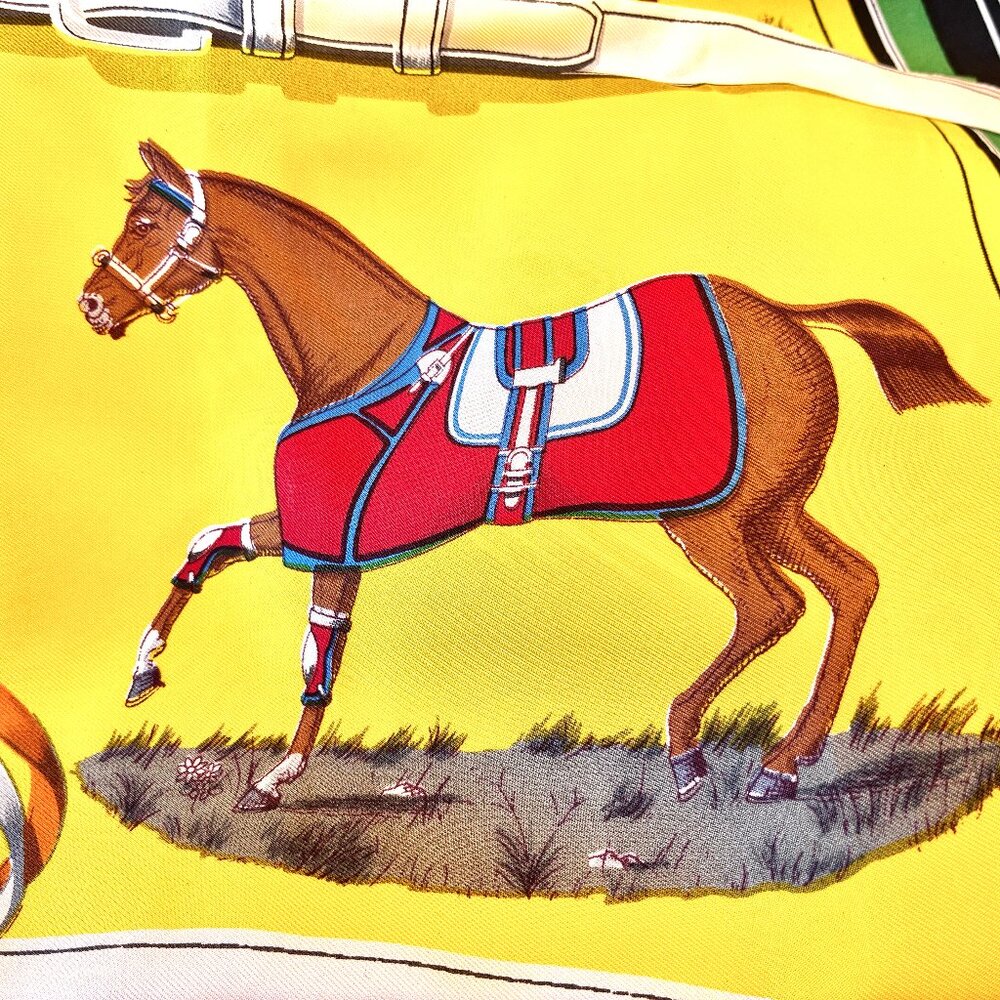 Hermes Paris 70's Scarf Yellow Silk Horses Couvertures Et Tenues De Jour New Box - Picture 12 of 16